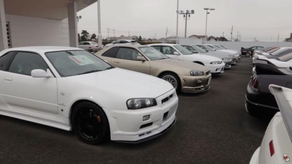 Nissan Skyline GT-R R34