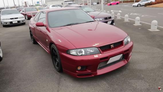 Nissan Skyline GT-R R33