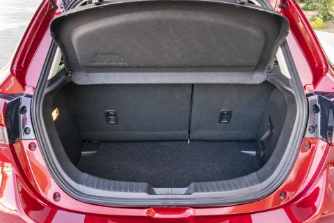 Kofferbak Mazda 2 (2020)