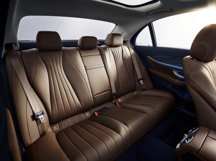 Mercedes E-klasse facelift 2020 interieur achterbank