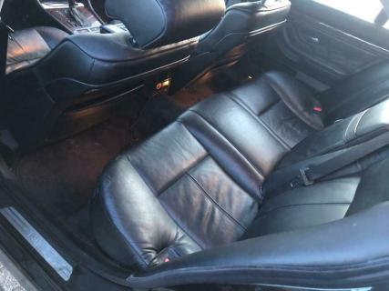 BMW 7-serie 750i goedkoopste V12 interieur achterin