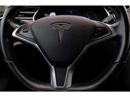 Goedkoopste Tesla interieur stuur detail