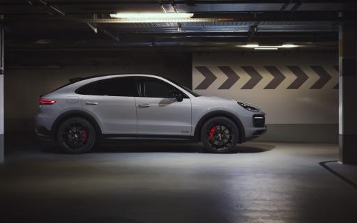 Porsche Cayenne Coupé GTS 2020