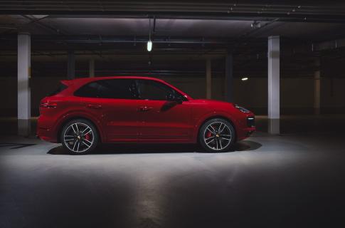 Porsche Cayenne GTS 2020