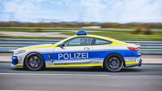 Polizei BMW 850i AC Schnitzer