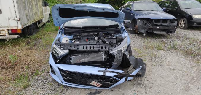 Hyundai i20 N crash