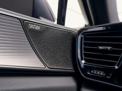Lexus NX 350h speakers