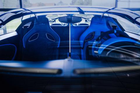 interieur laatste Bugatti Divo (blauw)