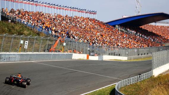 Max Verstappen op Circuit Zandvoort tijdens de GP van Nederland