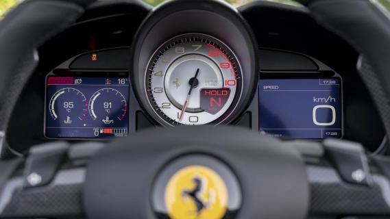 Teller V8 Ferrari Portofino M