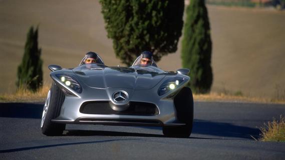 Mercedes F 400 Carving Concept
