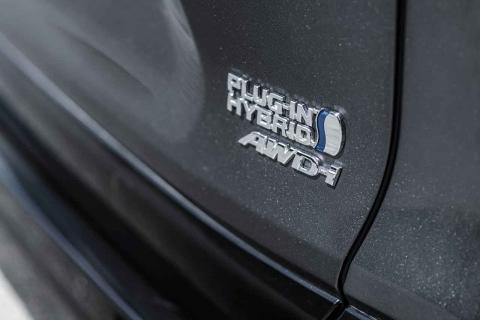 Toyota RAV4 Plug-in Hybrid (2021)