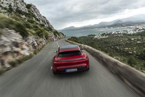 Achterkant Porsche Taycan GTS Sport Turismo (2022)