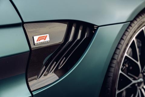 Aston Martin Vantage F1 Edition badge F1
