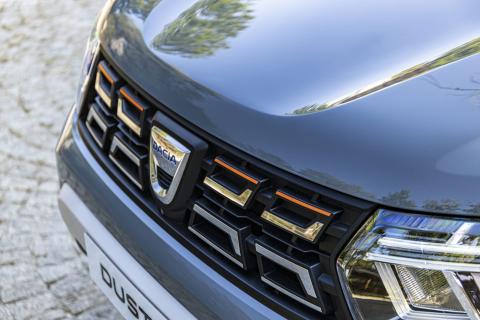 Dacia Duster Extreme grille
