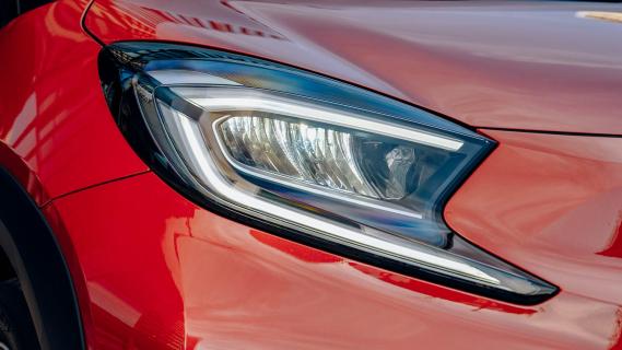 Toyota Aygo X: 1e rij-indruk 2022 detail koplamp