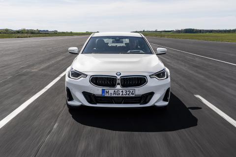 BMW 220i Coupe voorkant