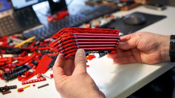 Lego Ferrari Daytona SP3 bouwen