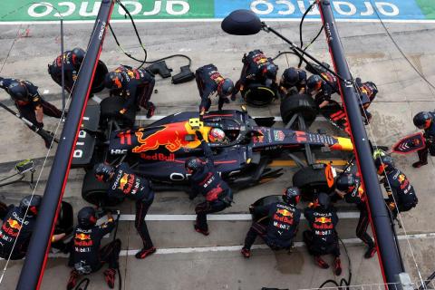 Red Bull pitstop