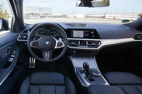 BMW 330e xDrive Interieur