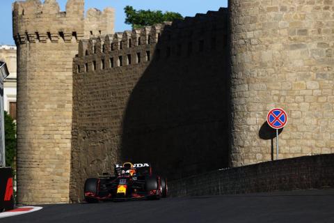 Het kasteel in het Baku City Circuit