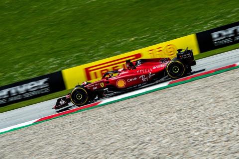 Charles Leclerc in de Ferrari F1-75 op de Red Bull Ring