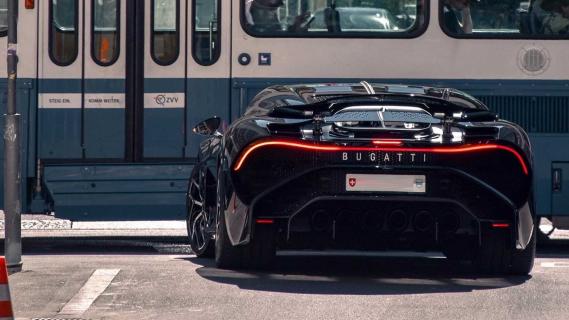 Bugatti La Voiture Noire gespot in Zwitserland
