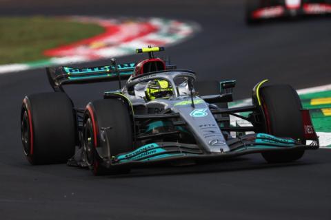 Lewis Hamilton in de Mercedes W13