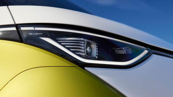 Volkswagen ID. Buzz: 1e rij-indruk 2022 koplamp detail