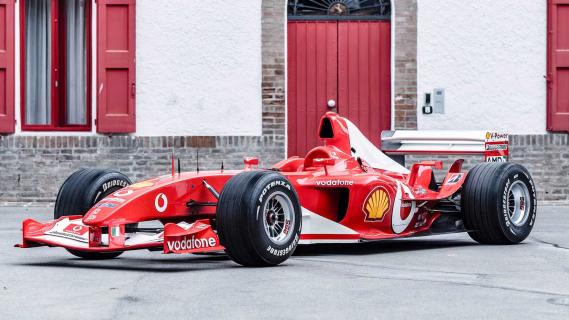 Ferrari F2003 GA F1-auto Michael Schumacher schuin voor