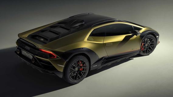 Lamborghini Huracán Sterrato 2023 productieversie 3/4 achter hoog