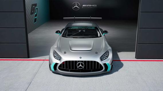 Mercedes-AMG GT2 racer 2022 voorkant