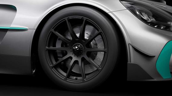 Mercedes-AMG GT2 racer 2022 detail velg wiel