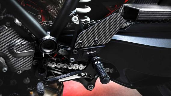 KTM Brabus 1300 R Edition 23 motor zijkant detail