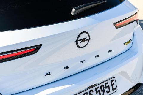 Opel Astra GSe (2023) achterklep