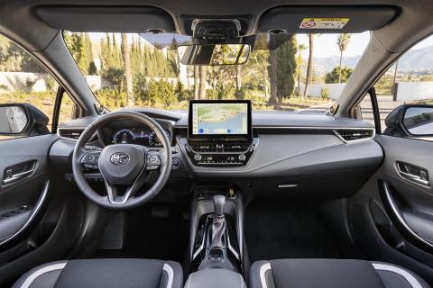 Toyota Corolla Touring Sports 2.0 High Power Hybrid GR Sport Plus (2023) interieur overzicht