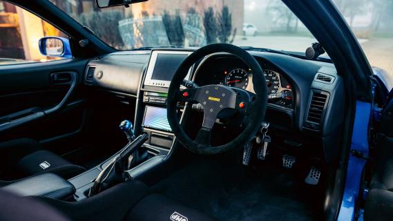 Nissan Skyline GT-R R34 van Paul Walker uit Fast and Furious 4 interieur