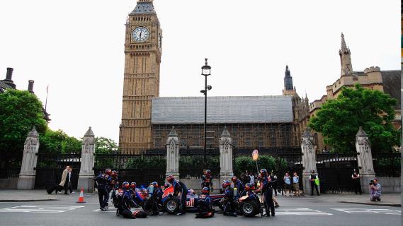 Red Bull F1-auto pitstop voor de Big Ben