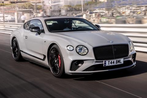Bentley Continental GT S rijdend schuin voor in Monaco