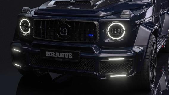 Brabus 900 Deep Blue G-Wagon schuin voor grille