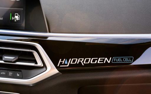 BMW iX5 hydrogen waterstofauto detail interieur