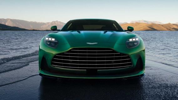 Voorkant Aston Martin DB12 2023