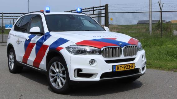 Gepantserde BMW X5 Security Plus van de politie (Buitenbewaking Schiphol)