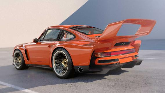 Singer DLS-T (Porsche 911) in Oranje met spoiler