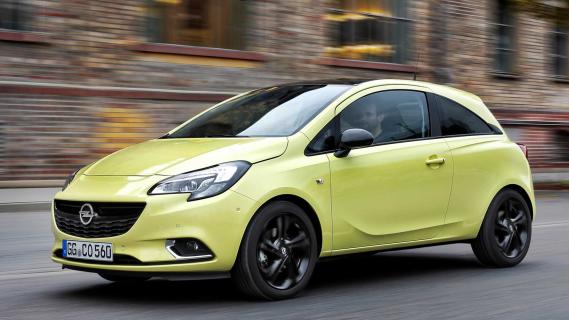 Opel Corsa E rijdend voorkant