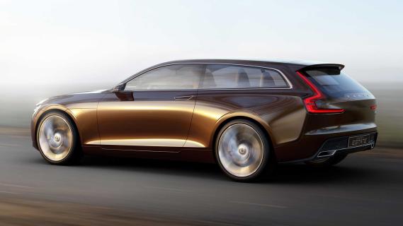 Volvo Concept Estate (2017) rijdend schuin achter