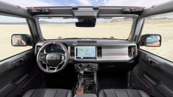 Ford Bronco interieur overzicht