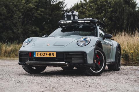 Porsche 911 Dakar op Nederlands kenteken