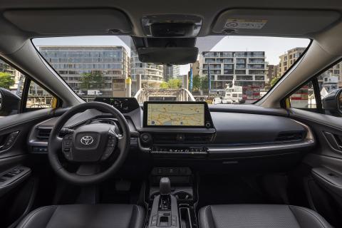 Toyota Prius Plug-in Hybrid dashboard interieur