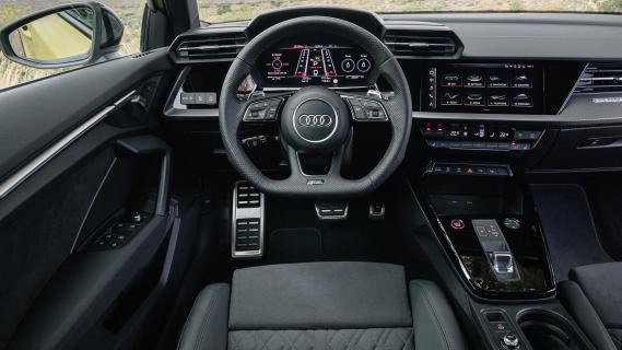 Audi RS 3 Limousine interieur